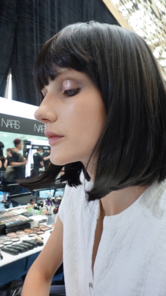 Singapore Fashion Week, beauty tips, makeup tips, Ong Shunmugam, beauty backstage, backstage beauty, eye shadow tips