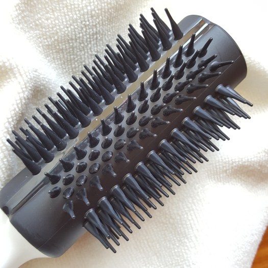 Tangle-Teezer-Blow-Styling-Round-Tool, blow dry your hair at home, best brush for blow drying hair, best hair brush, round blow drying brush, Tangle Teezer Singapore